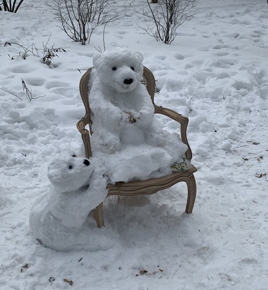 Artist Creates Delightful Polar Bear Snow Sculptures that also