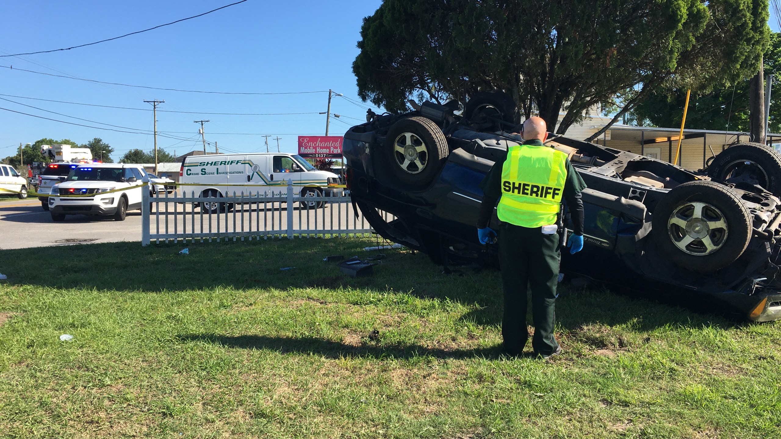 Driver killed, woman and 3 kids hospitalized in Polk County crash WFLA