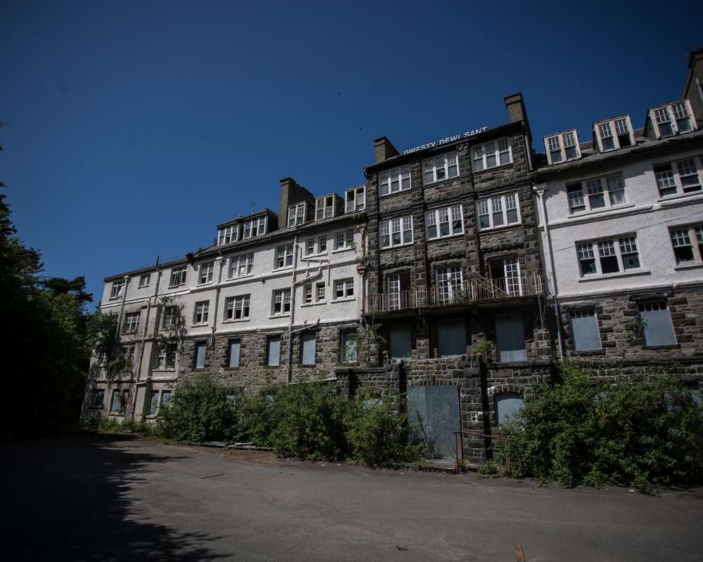 St David's Hotel, Harlech Whatevers Left