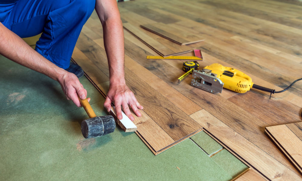 Vinyl Flooring Vs. Hardwood What's the Difference?