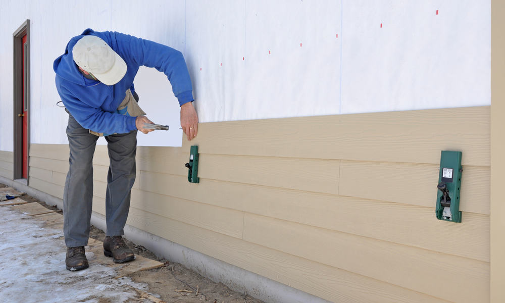 Wood Siding vs. Vinyl Siding Which is Better?