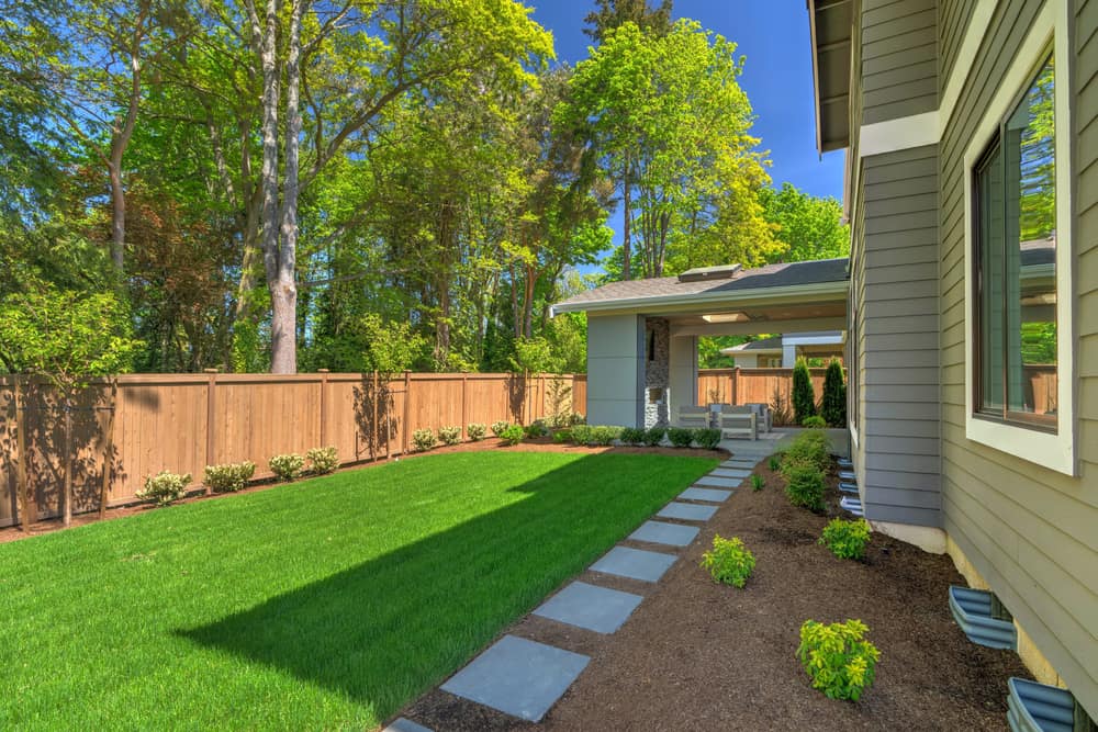 Vinyl Fence vs. Wood Fence Which Is Better for Your House?