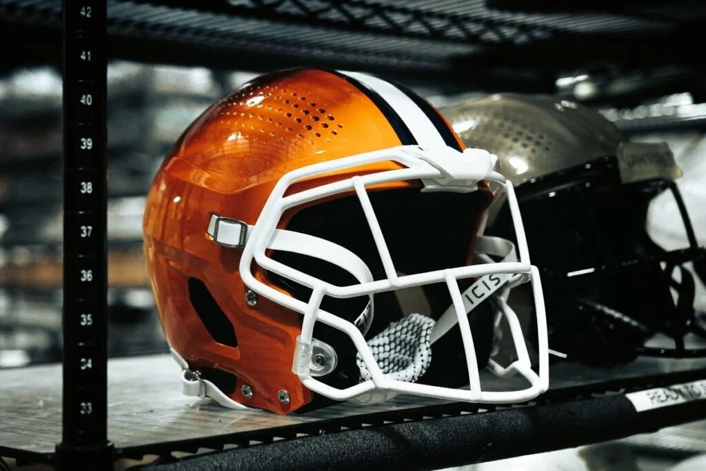 What Pros Wear Top 5 Helmets Rated by the NFL & NFLPA What Pros Wear