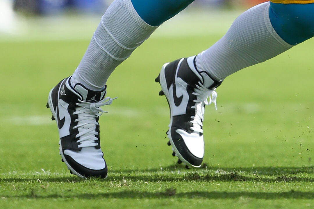 What Pros Wear Joey Bosa's Jordan 1 Cleats What Pros Wear