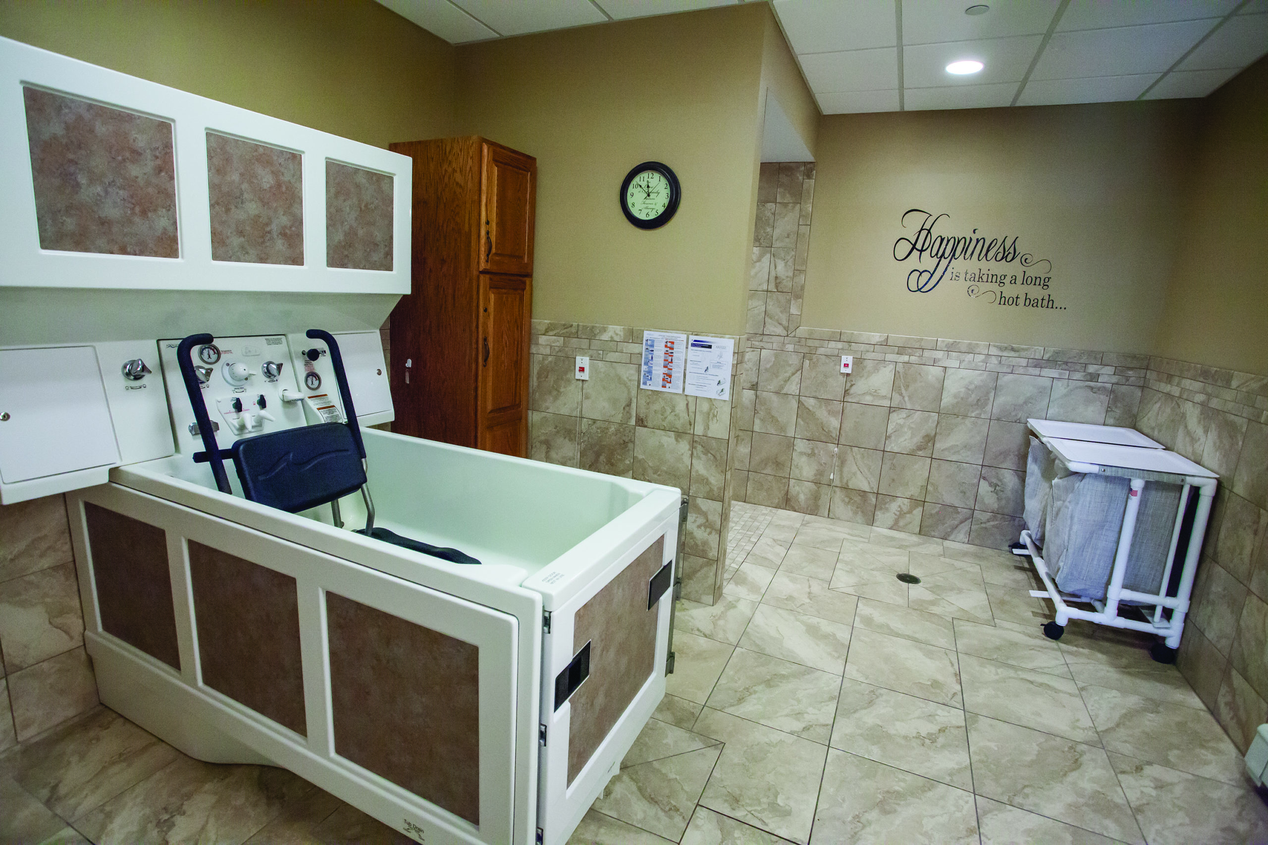 Wheatland Manor Community Tour Senior Rehabilitation Services IA