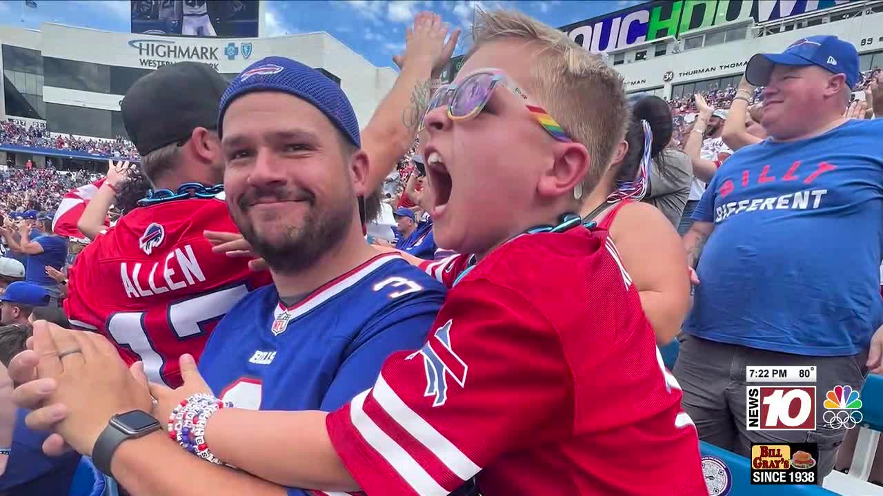Spencerport boy's handmade Bills bracelet makes it to rookie Keon