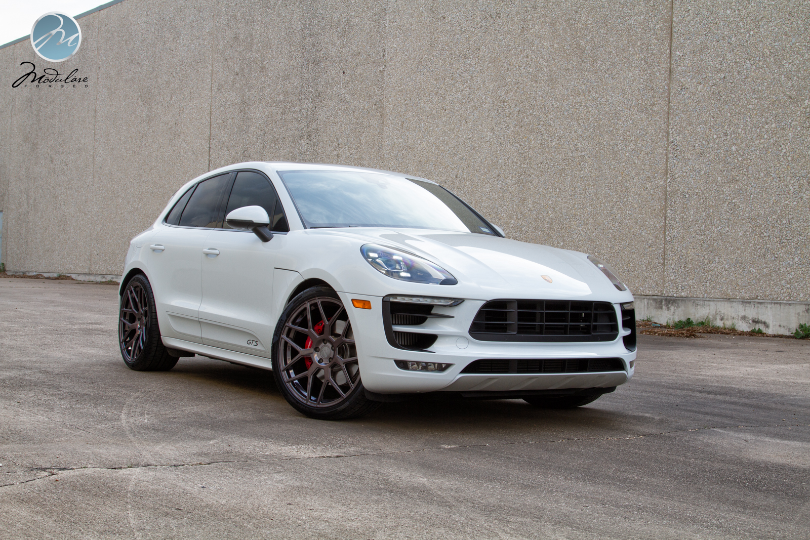 Modulare Wheels | 2017 Porsche Macan GTS | 22" Modulare B32