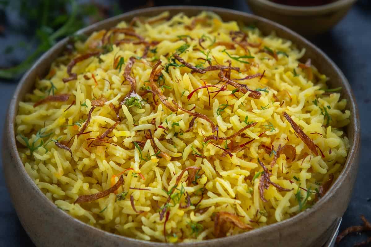 Saffron Rice Recipe (Step by Step + Video) Whiskaffair