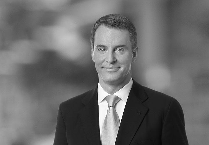 Andrew de Lotbinière McDougall White & Case LLP International Law