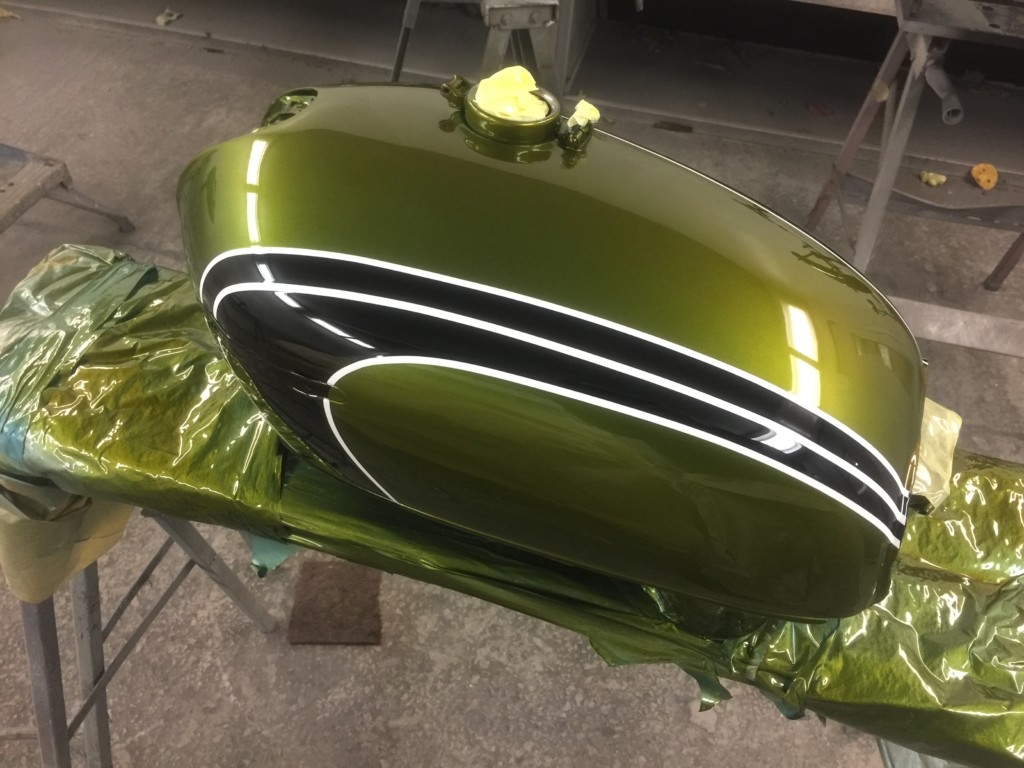 Honda CB 350 fuel tank respray Restoration & Repair White's Bodyworks