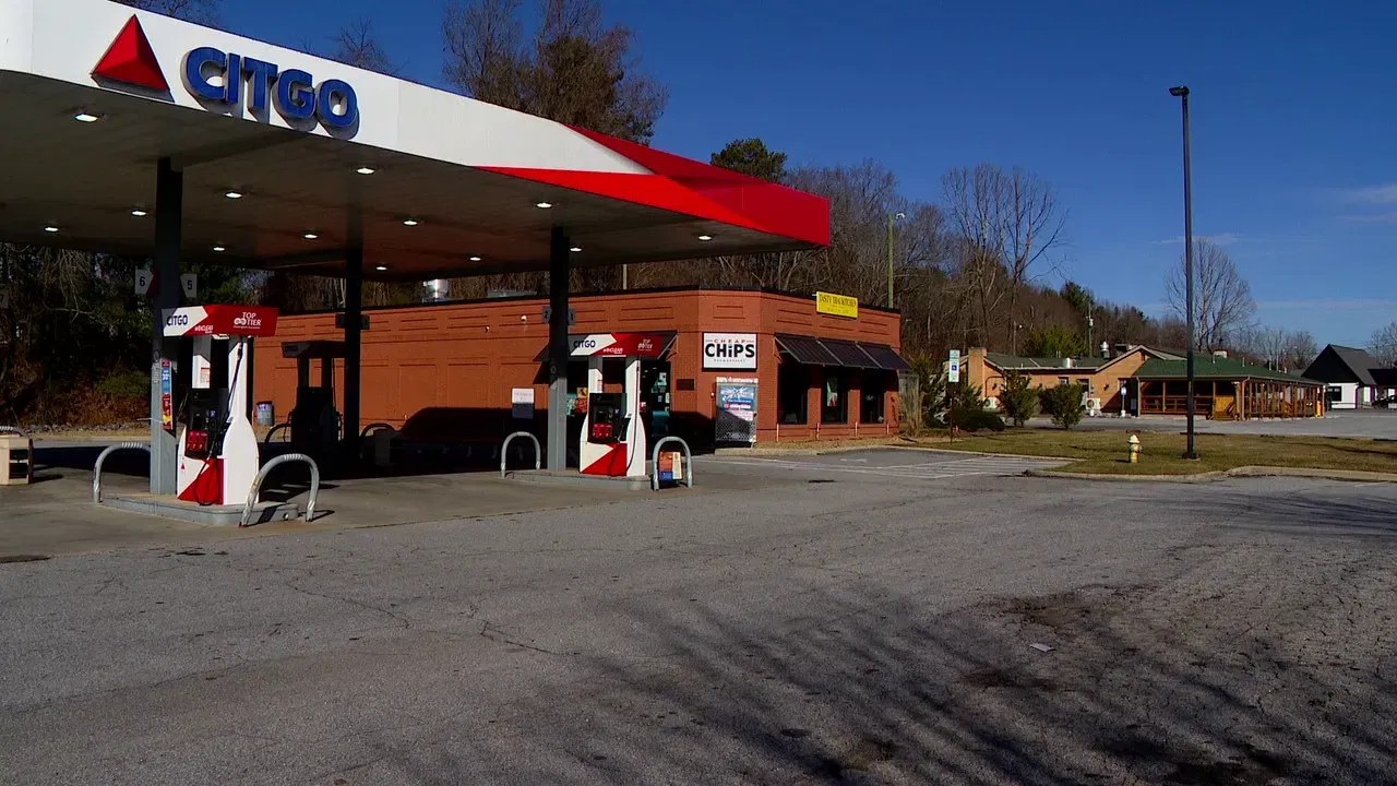 ARMED ROBBERY AT CHEAP CHIPS CITGO STATION IN FLETCHER LEAVES EMPLOYEE