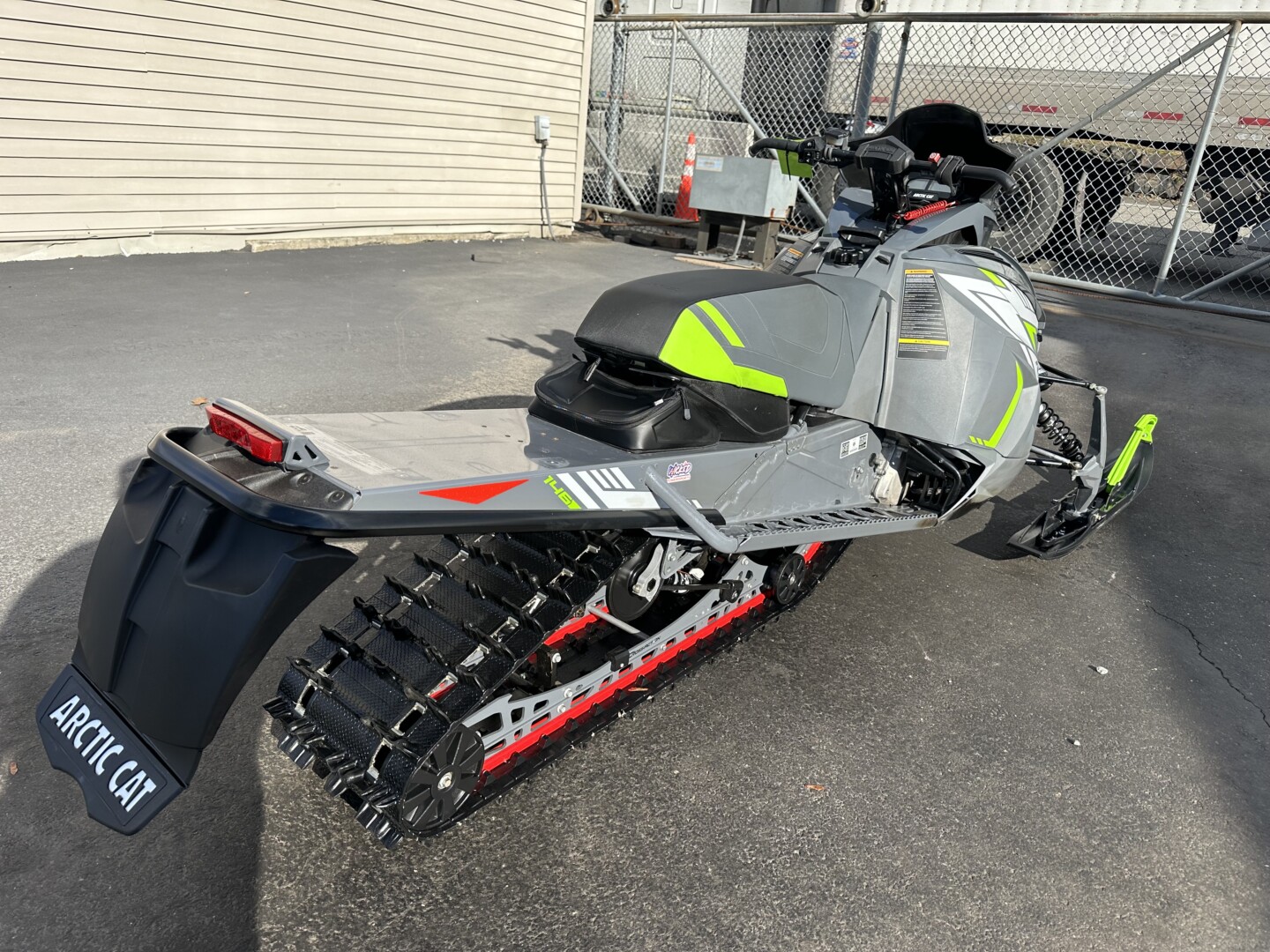 2022 Riot 8000 ES QS3 146 1.6 Arctic Cat, SnowMobiles dealer in CT