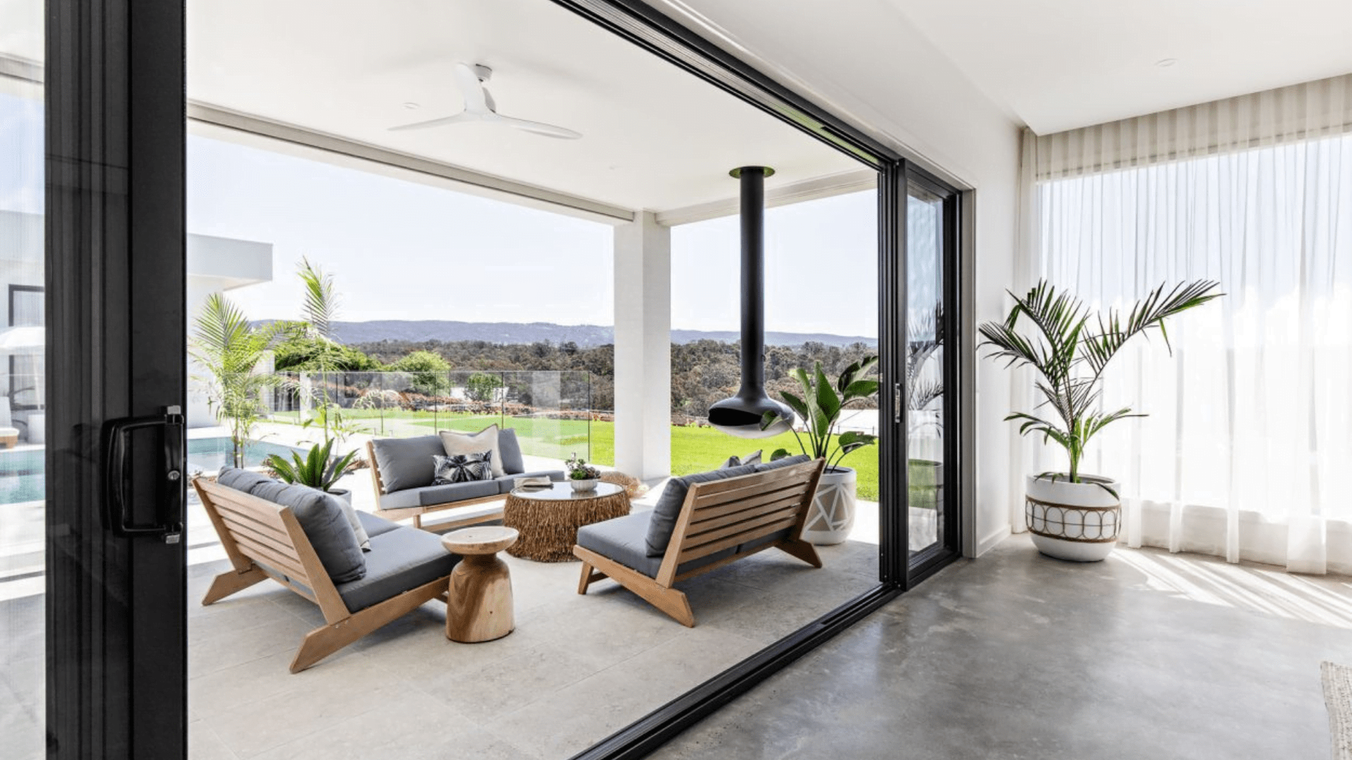 A Guide to the Different Types of Sliding Doors