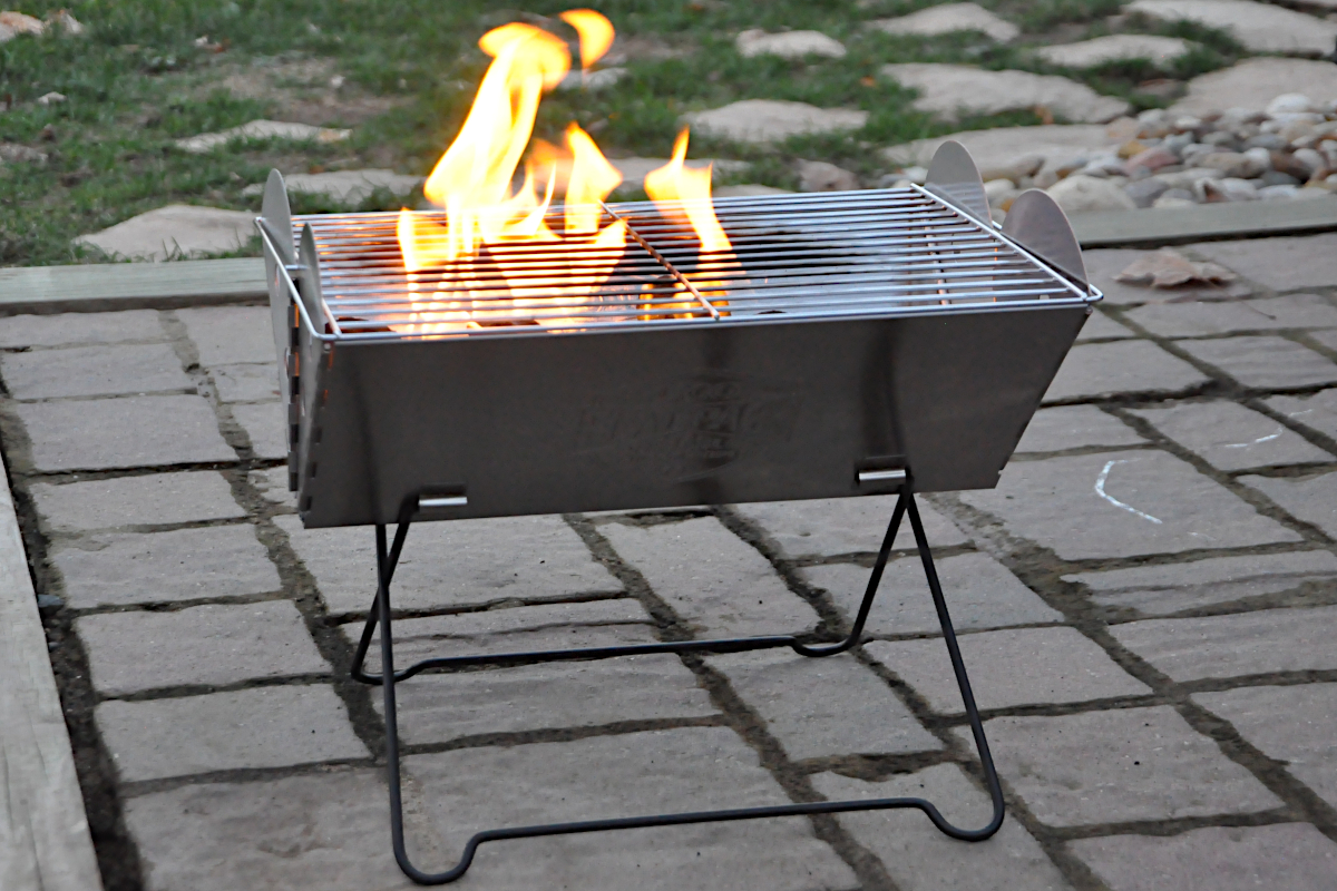 8 Outdoor Gadgets to Buy Outdoorsmen and Women Wide