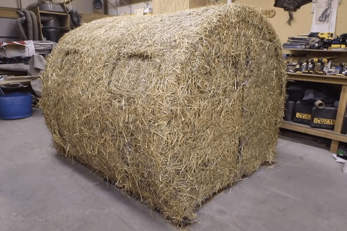 Clever Hay Bale Blind Will Fool Most Farm Deer