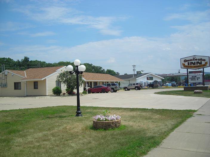 Onalaska Inn Wisconsin Great River Road