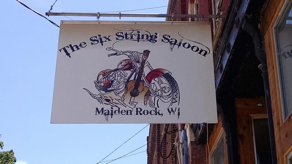 The Six String Saloon Wisconsin Great River Road