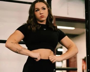 Ana Stanskovsky (TikTok Star) Wiki, Age, Family, Net Worth, Boyfriend