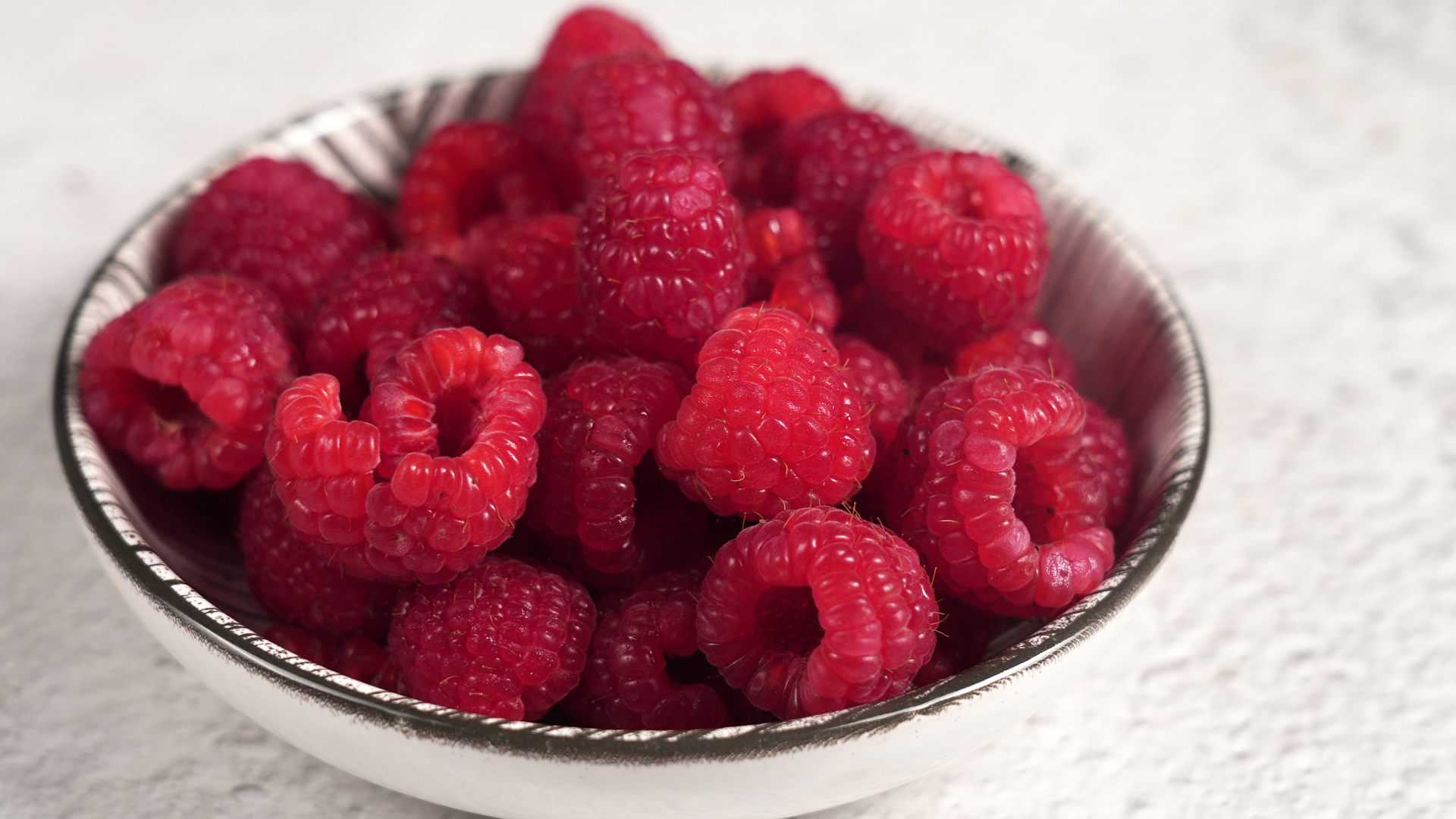 How To Clean Raspberries A Simple Guide