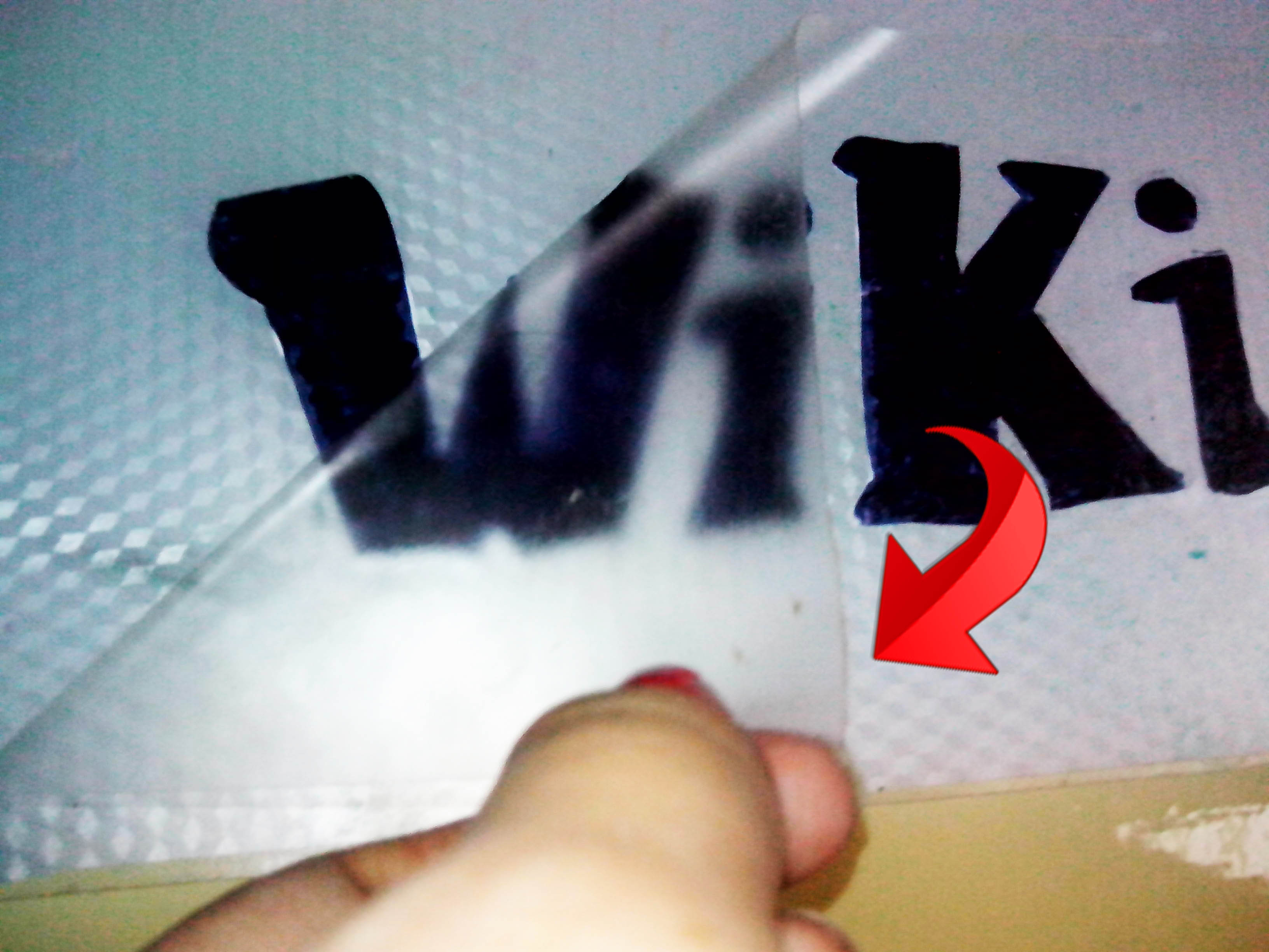 How to Install Vinyl Lettering 5 Steps (with Pictures)