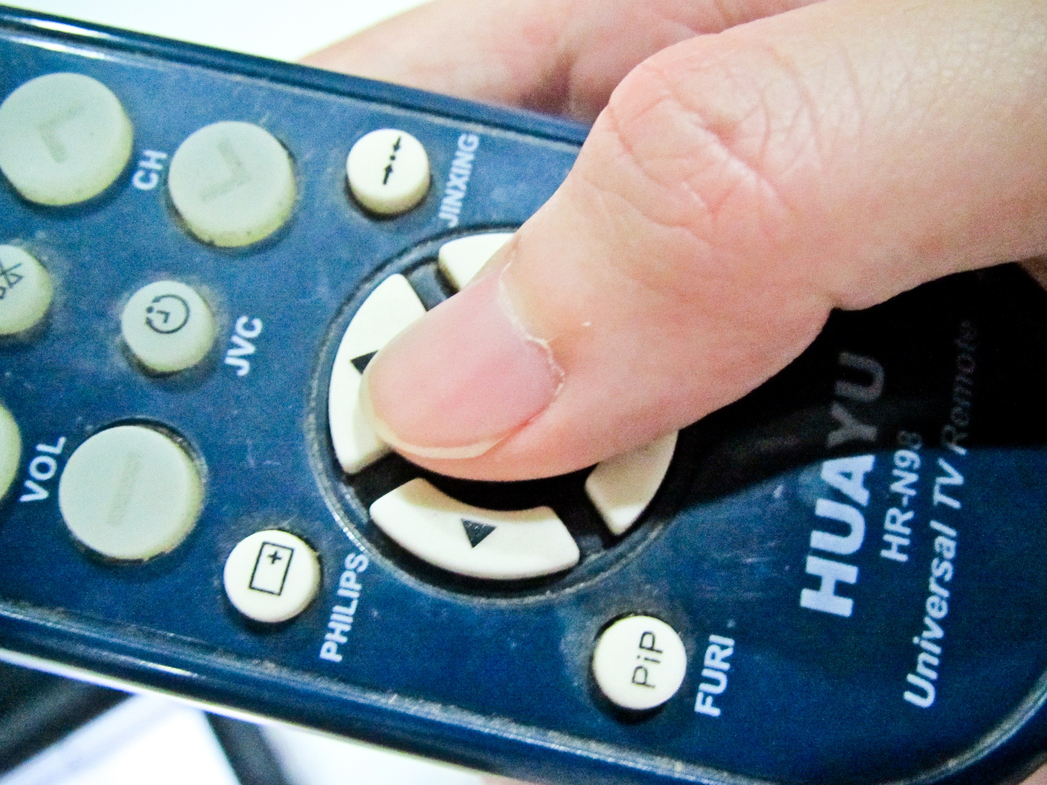 2 Easy Ways to Program an RCA Universal Remote Using Manual Code Search