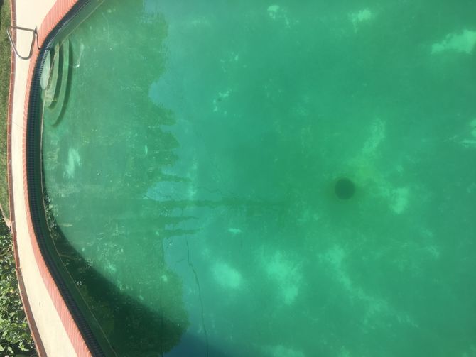 How to Diagnose and Clear Cloudy Swimming Pool Water