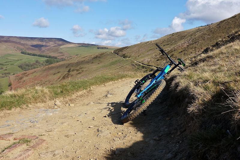 20 mile Peak District MTB Route Guide Edale & Hope valley Wild Blighty