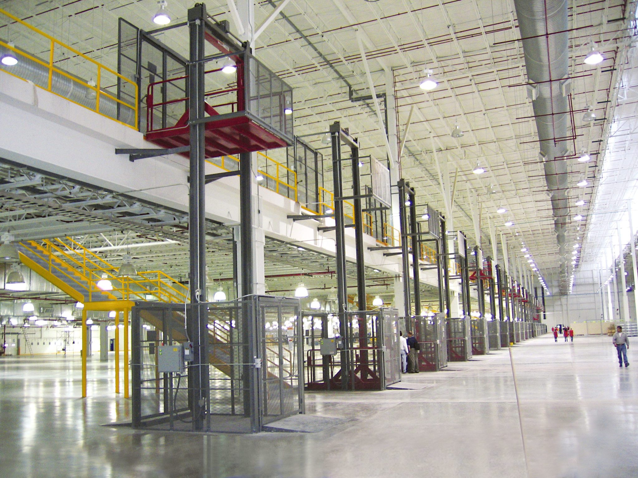 Wildeck Warehouse Mezzanine & Lift Manufacturer