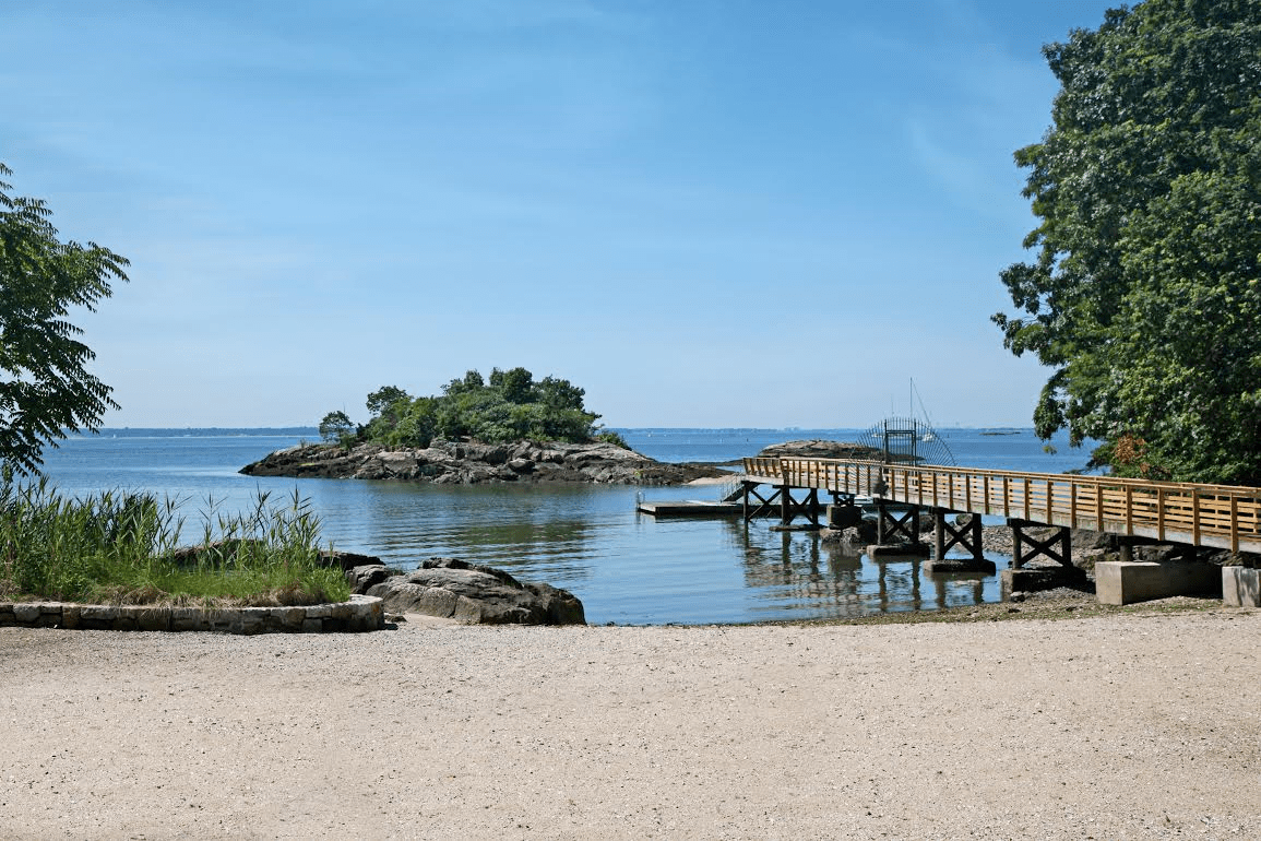 Easy, Breezy Living in Greenhaven William Pitt Sotheby's Realty