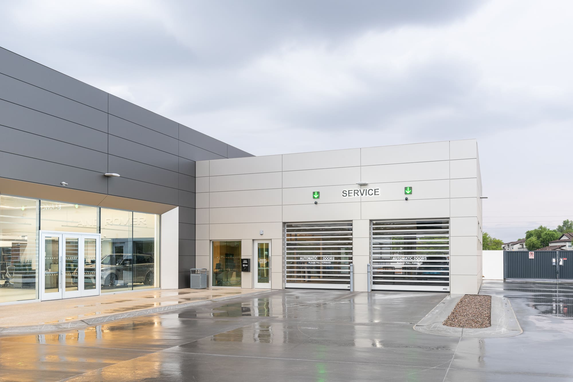 Arrowhead Jaguar Land Rover Dealership Willmeng Construction