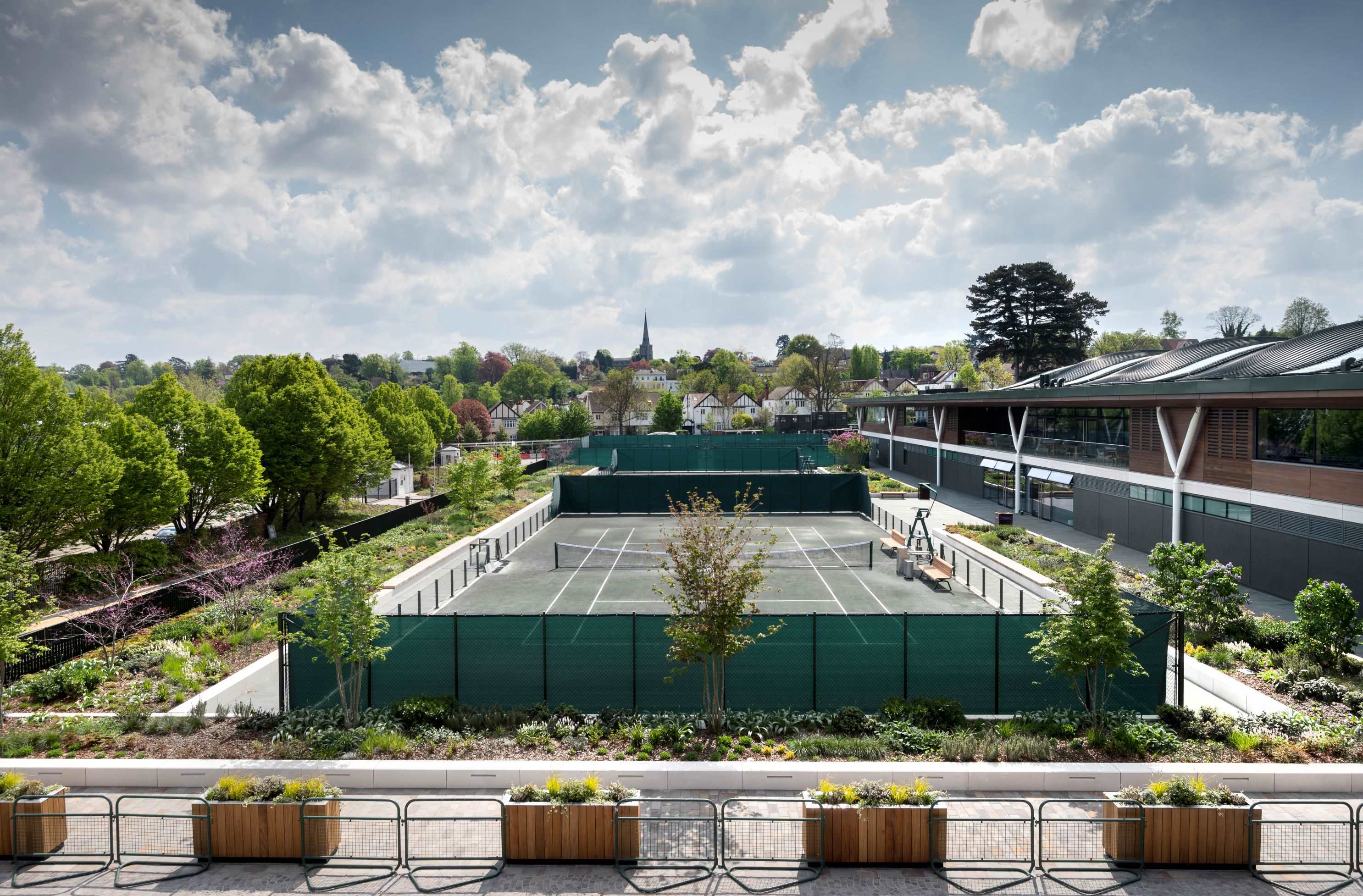Willmott Dixon completes Members’ Indoor Tennis Centre for The All