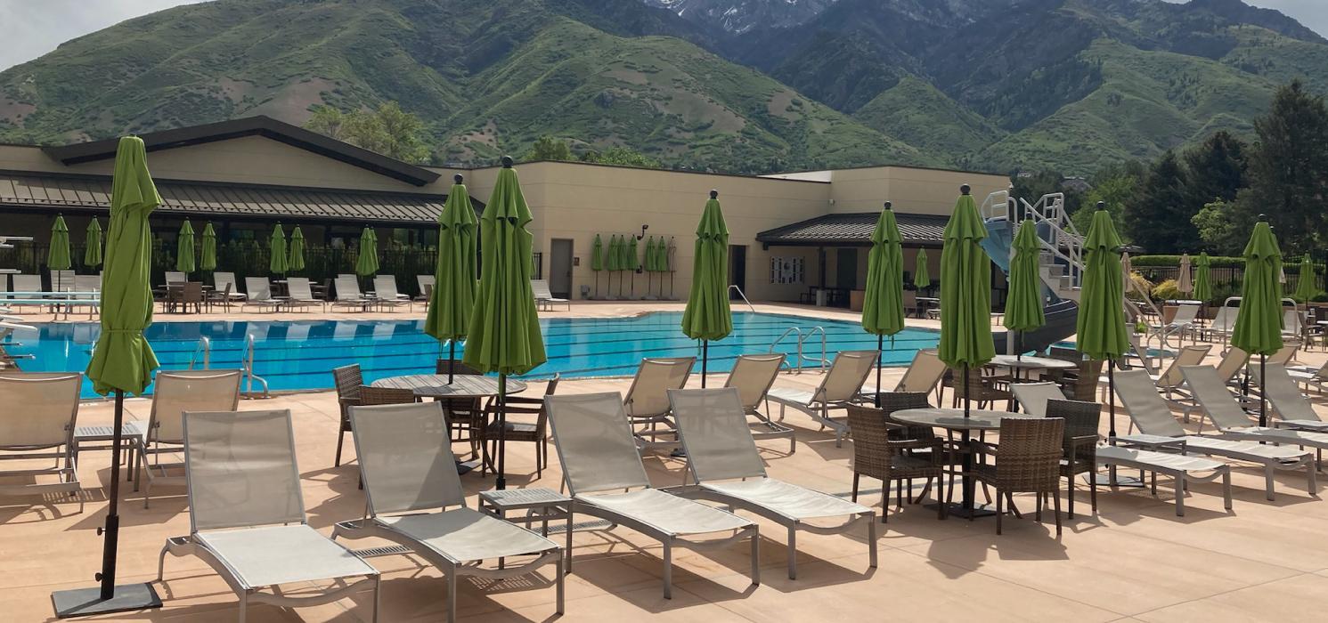 Swimming & Pool Complex Willow Creek Country Club