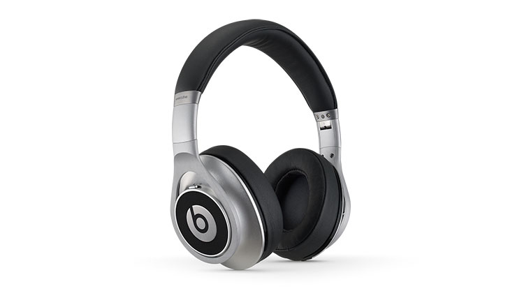My headphone's micro usb charging port is broken; Beats Studio Wireless Officially Launched in the