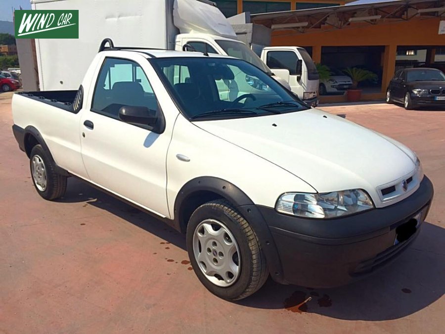 Auto usate Fiat STRADA 1.9 JTD 2004 Usato Roma Wind Car