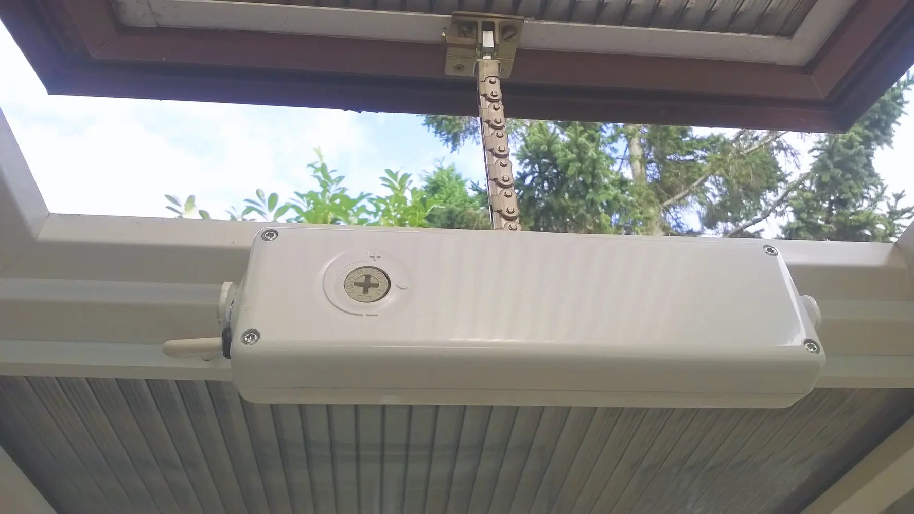 Case Study Changing from a manual screwjack to an electric actuator