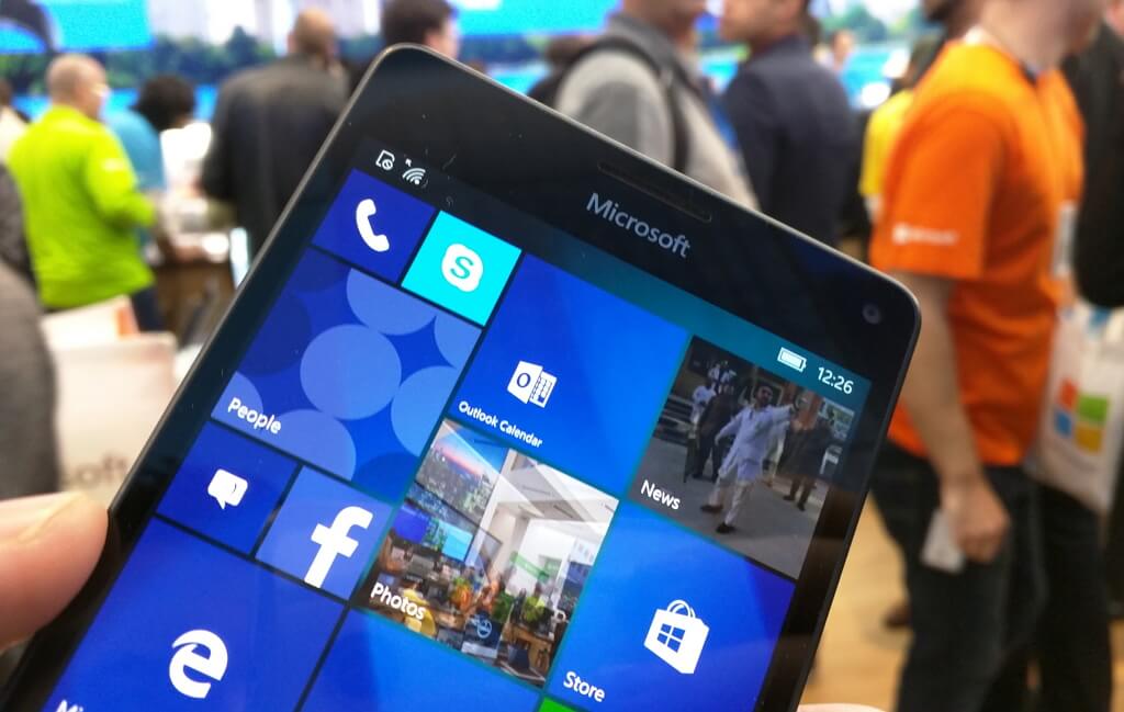 It's just not you, Windows Store has gone down for many Insiders