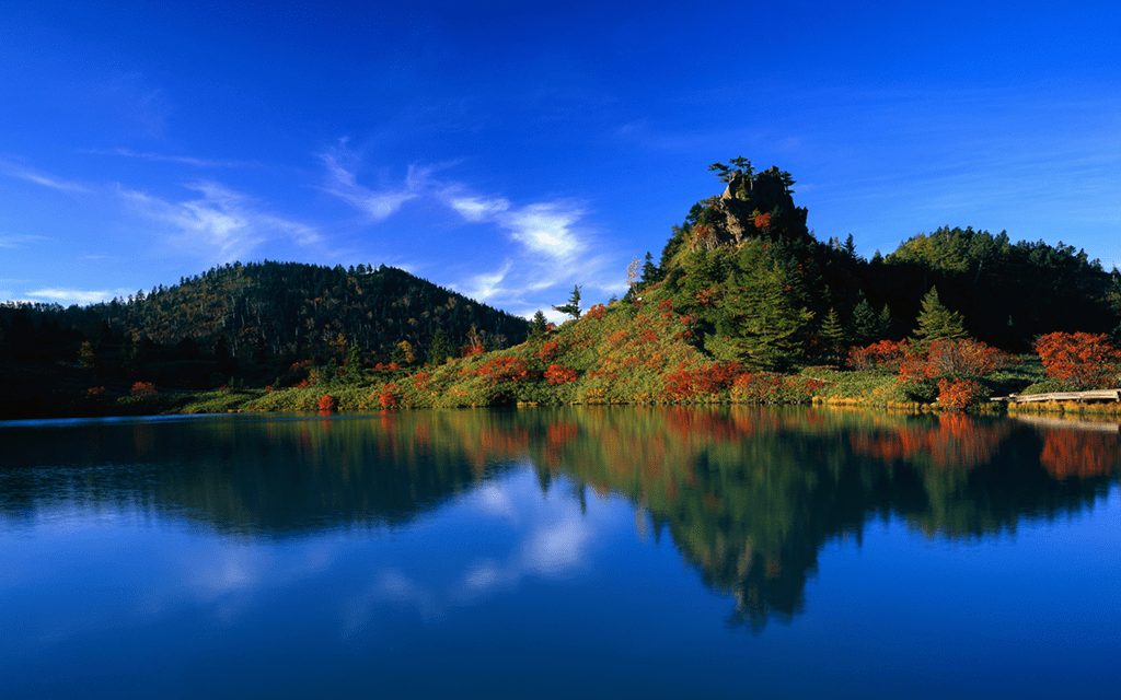 Windows Reflecting Water Desktop Backgrounds WindowsObserver