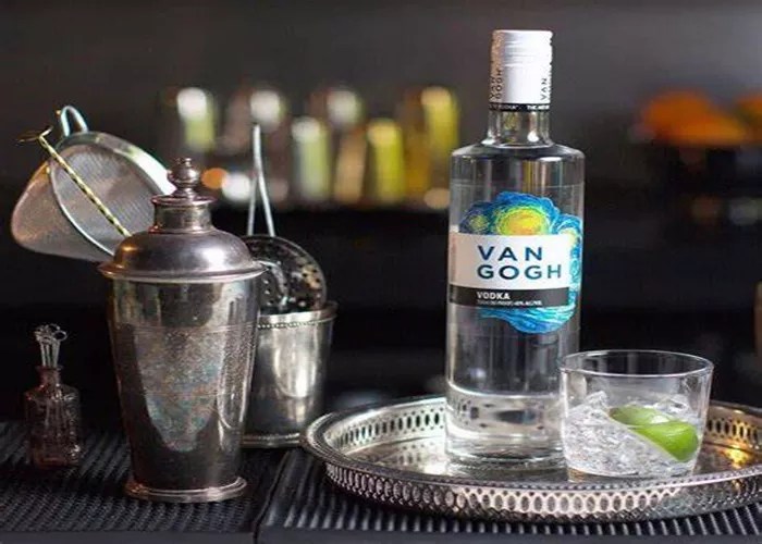 What Is Gin Made From Vodka？