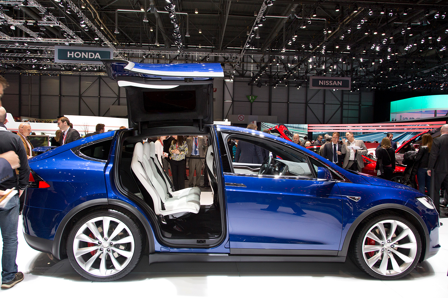 Tesla Model X 90 D – review