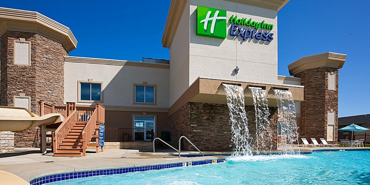 Holiday Inn Express Wisconsin Dells Hotel & Waterpark WisDells