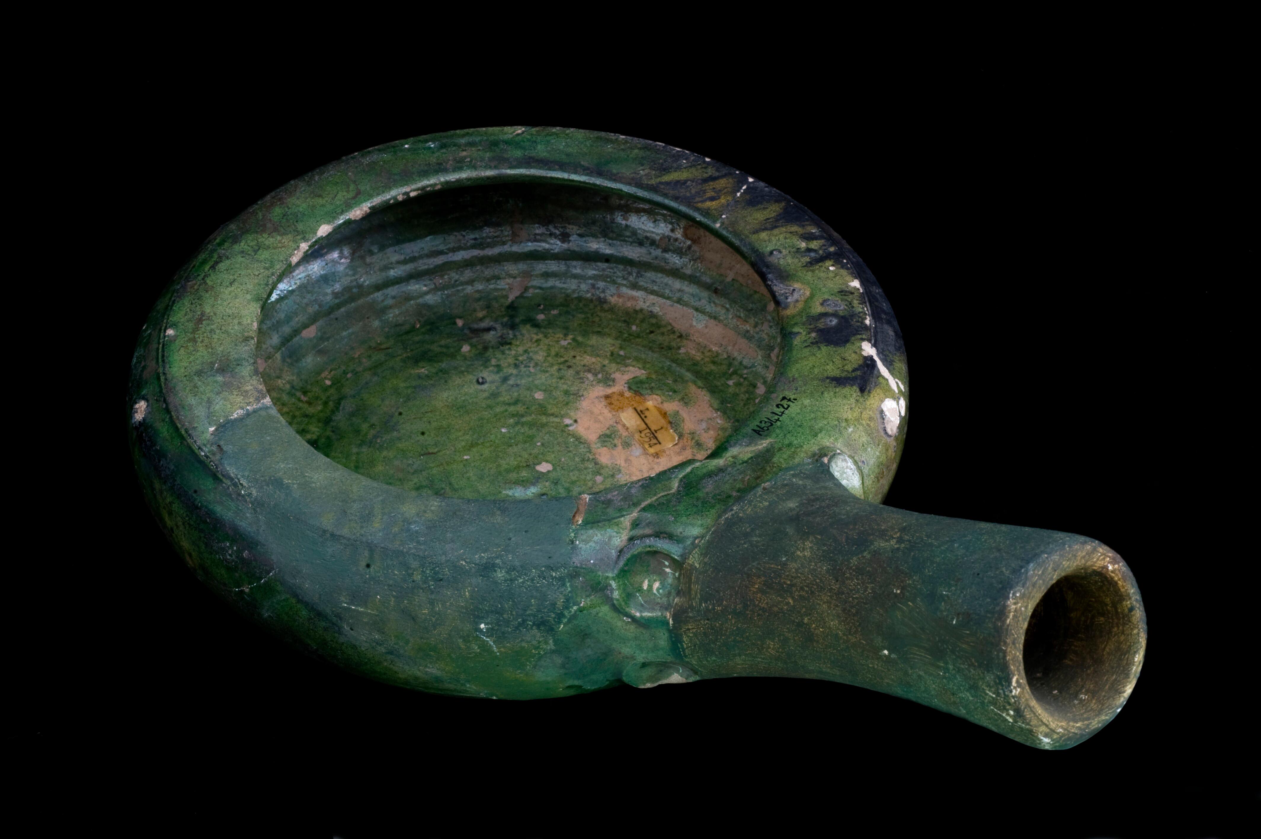 THE BEDPAN LINE Witold Rybczynski