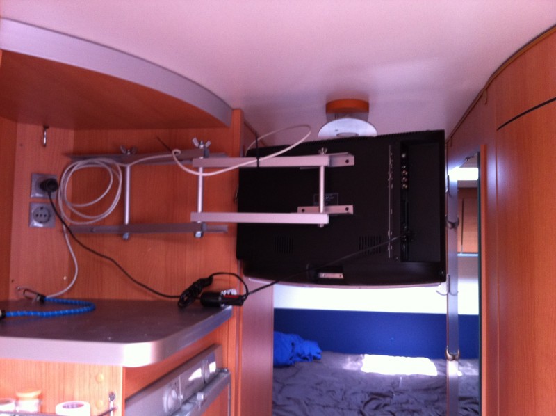 TVHalterung selber bauen Wohnmobil Forum