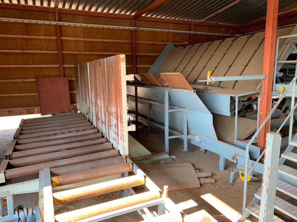 Reiman multirip saw with infeeding and unscrambler Wood Machinery Center