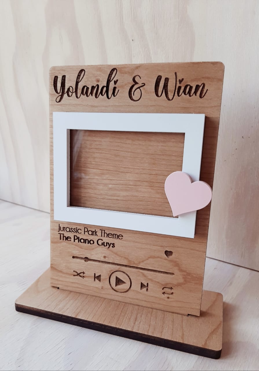 Song Board Photo Frame Woodtechie