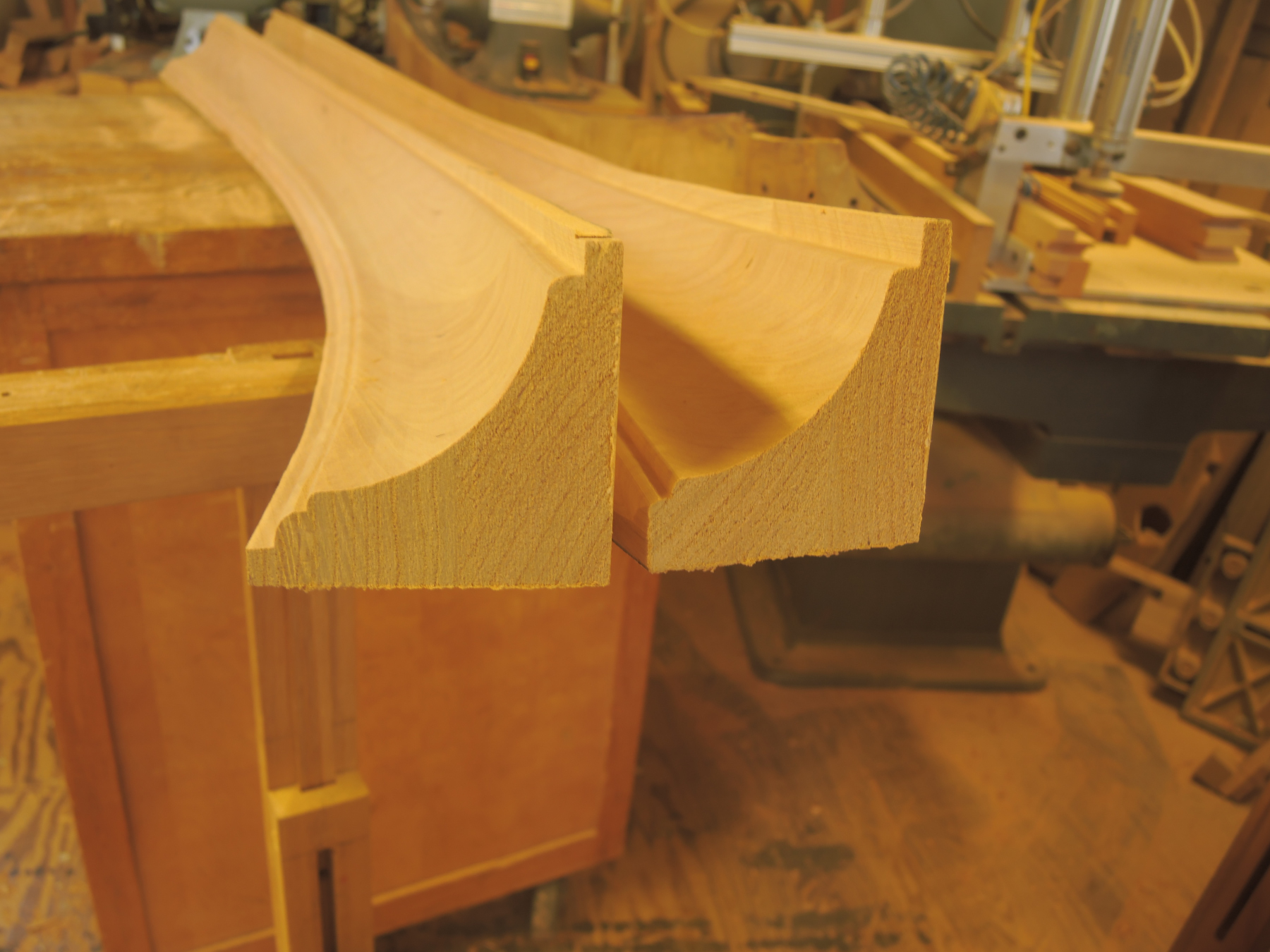 Compound Curve Crown Molding