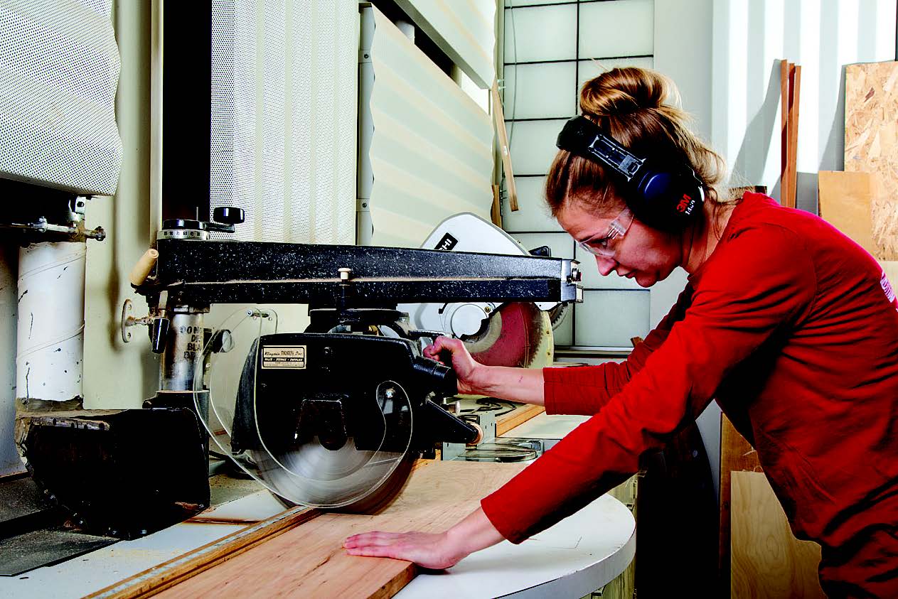 How to Collect Dust from a Radial Arm Saw? Woodworking Blog