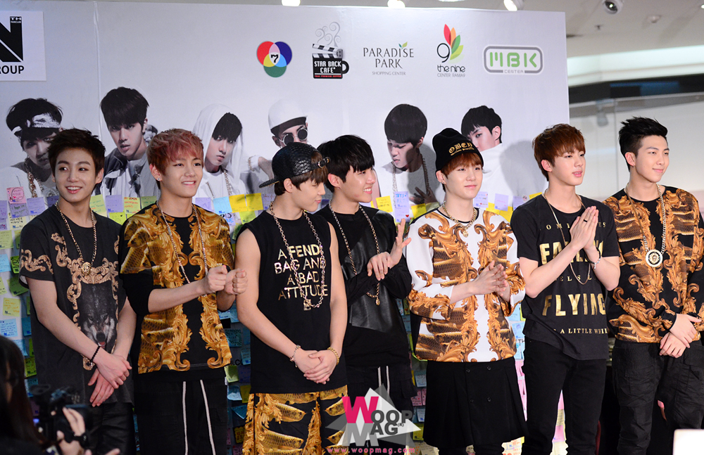 ประมวลภาพกิจกรรม บังทันบอยส์ BTS Meet Fan Club ณ ศูนย์การค้า พาราไดซ์