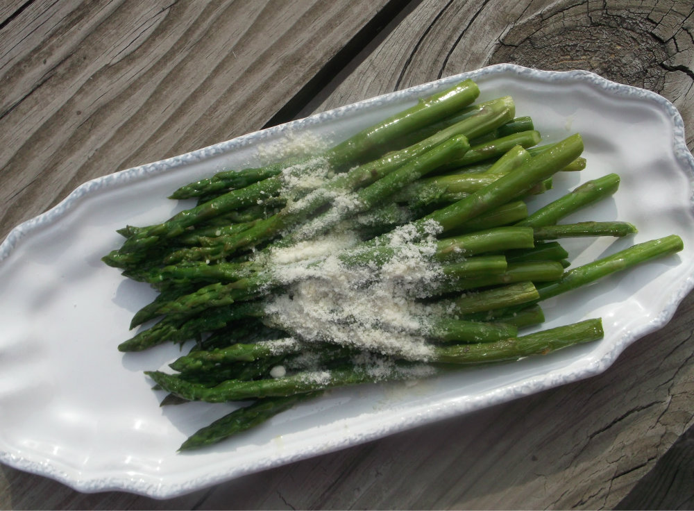 Asparagus with Olive Oil, Garlic, and Parmesan Words of Deliciousness