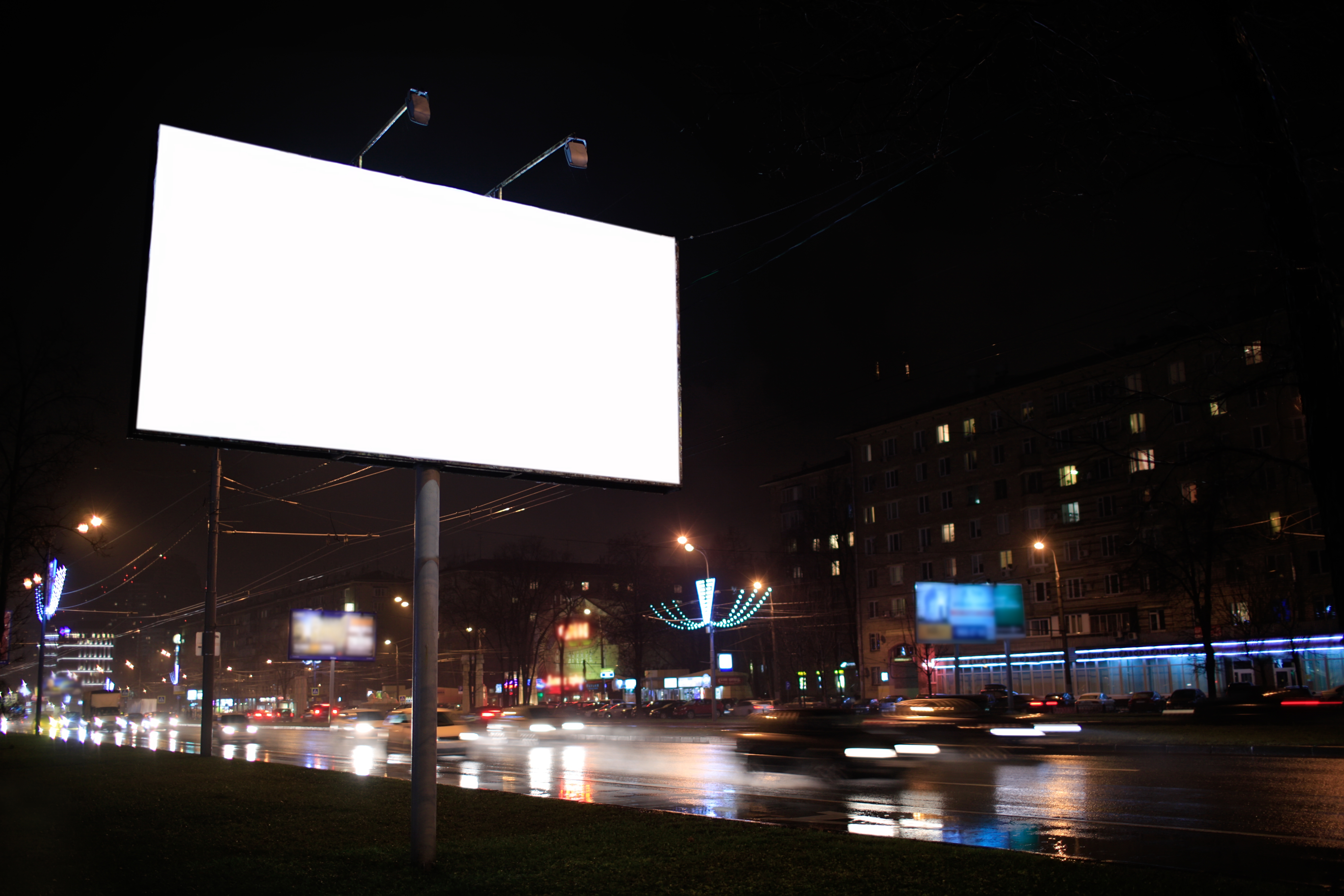 7 Brilliant Outdoor Advertising Ideas for Small Businesses