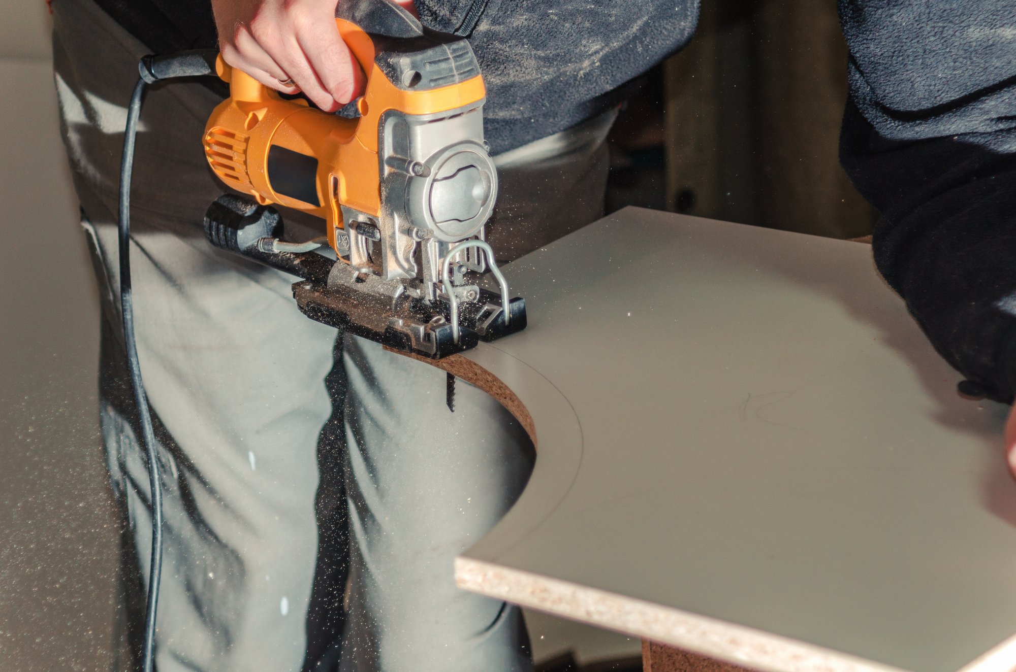 5 Tips for Selecting the Best Scroll Saw for Your Craft